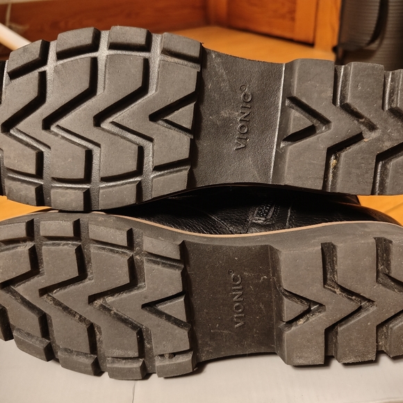 Vionic combat boots black sz 9 women - Picture 7 of 9